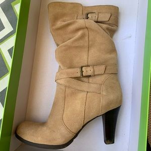 Tan suede boots by Kelly & Katie